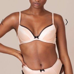 Private Sale - Chelsea - Agent Prov Felinda Bra